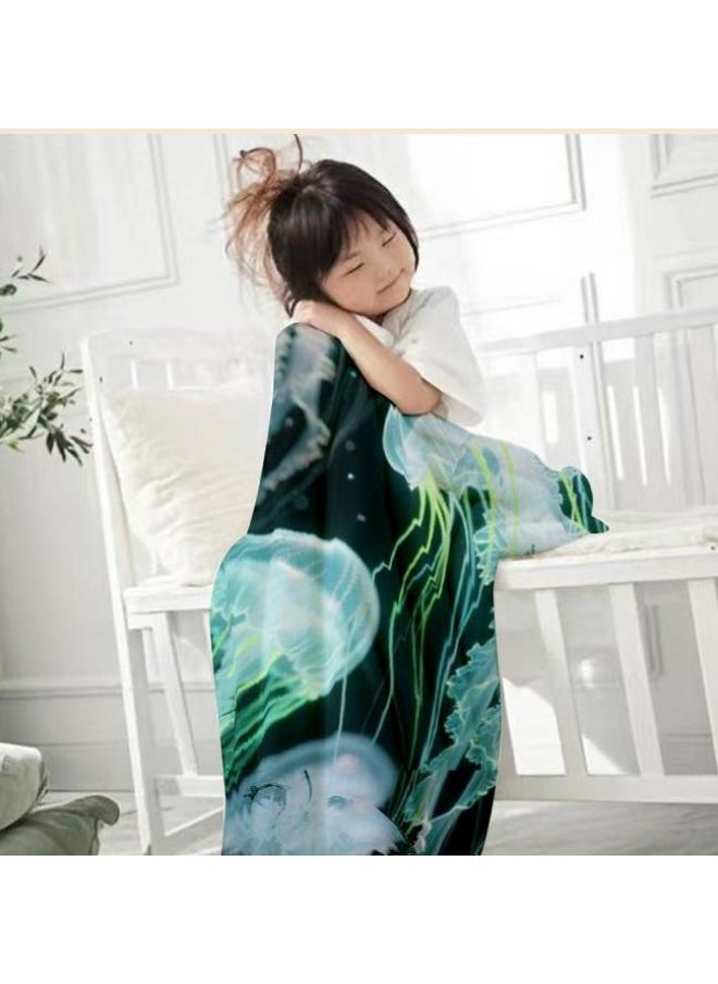 Children's or student cartoon flannel thin blanket (warm and comfortable, suitable for sleep, games) 100cm*150cm