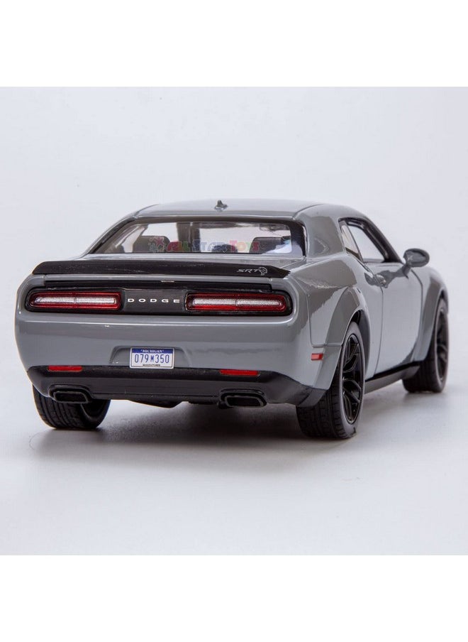 Motormax All Star Toys Exclusive 2018 Dodge Challenger SRT Hellcat Widebody Destroyer Gray 1/24 Diecast Model Car 79350 Grey