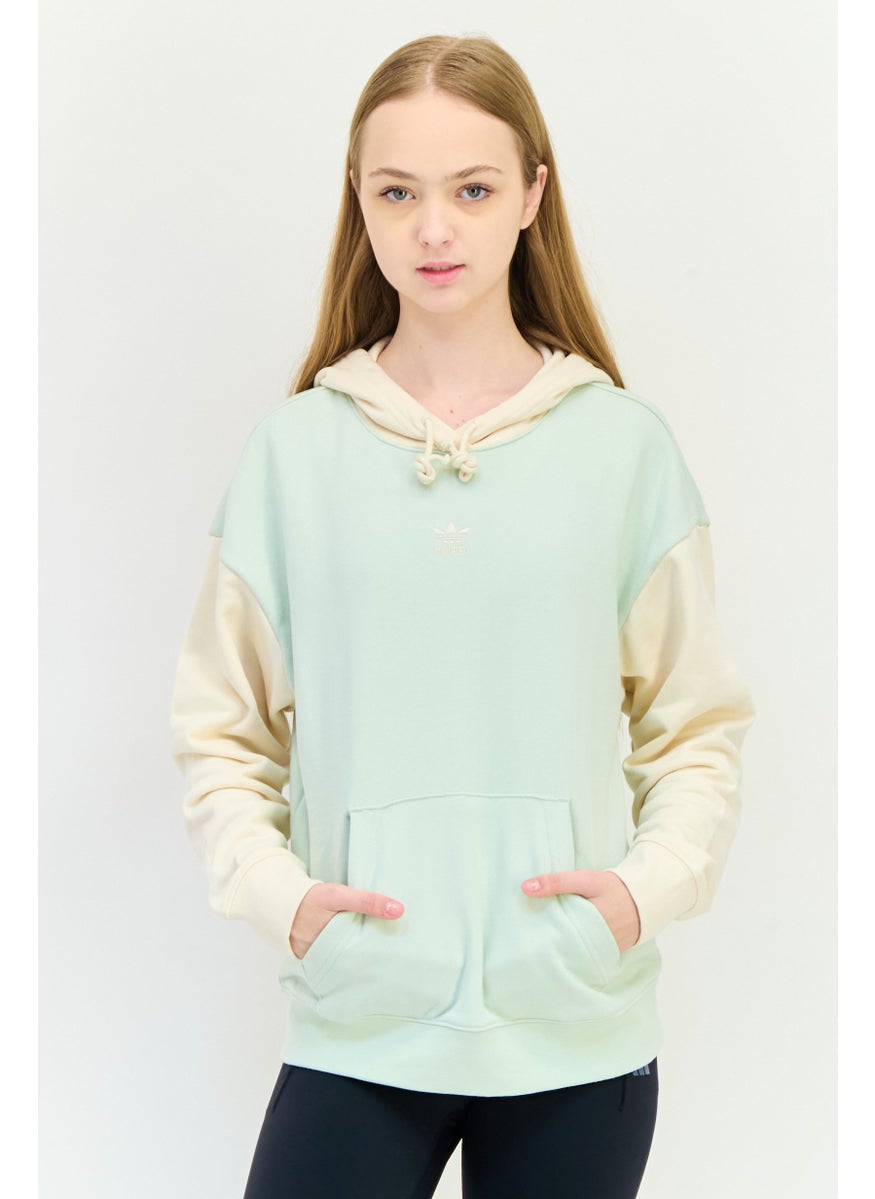 Women Sportswear Fit Long Sleeve Outdoor Hoodie, Multicolor