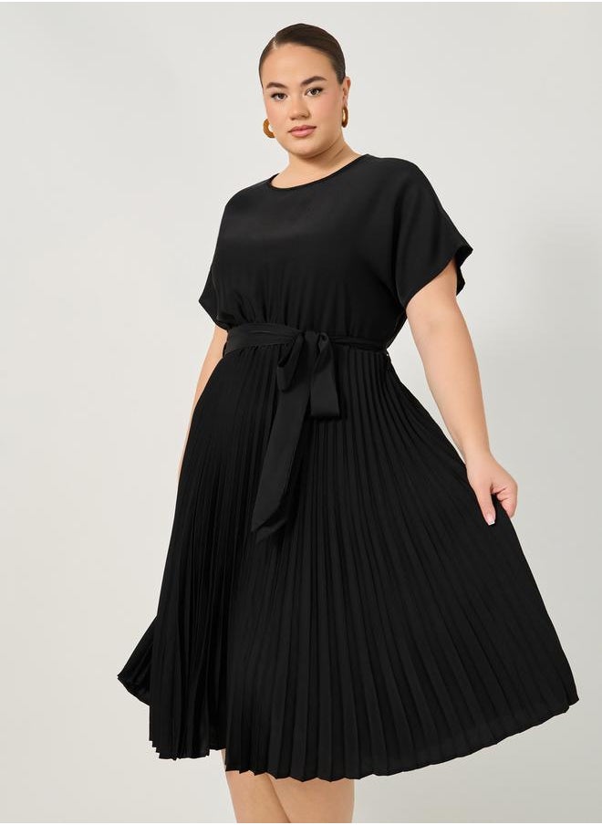 Plus Size A-Line Pleated Midi Dress with Waist Tie Detail