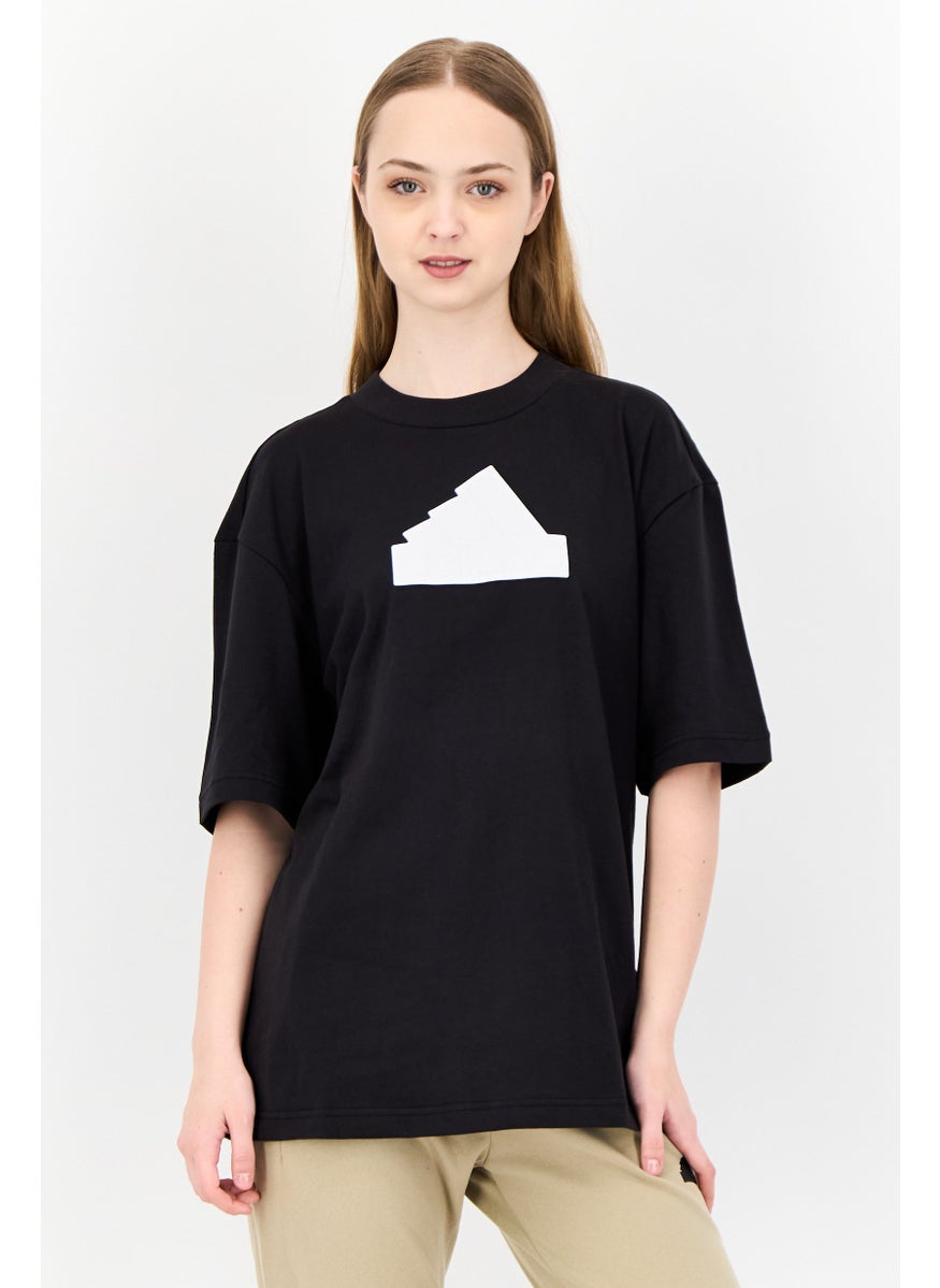Women Sportswear Fit Short Sleeve Outdoor T-Shirt, Black