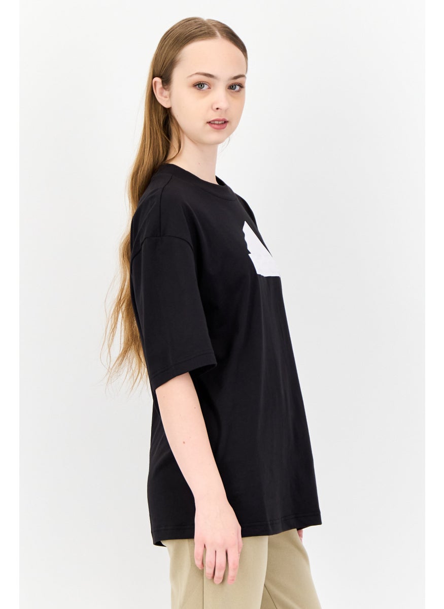 Women Sportswear Fit Short Sleeve Outdoor T-Shirt, Black