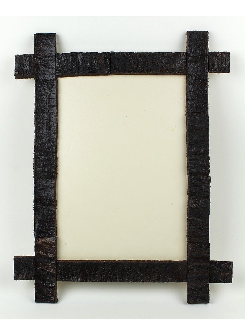 Natural Shell Frame Vertical