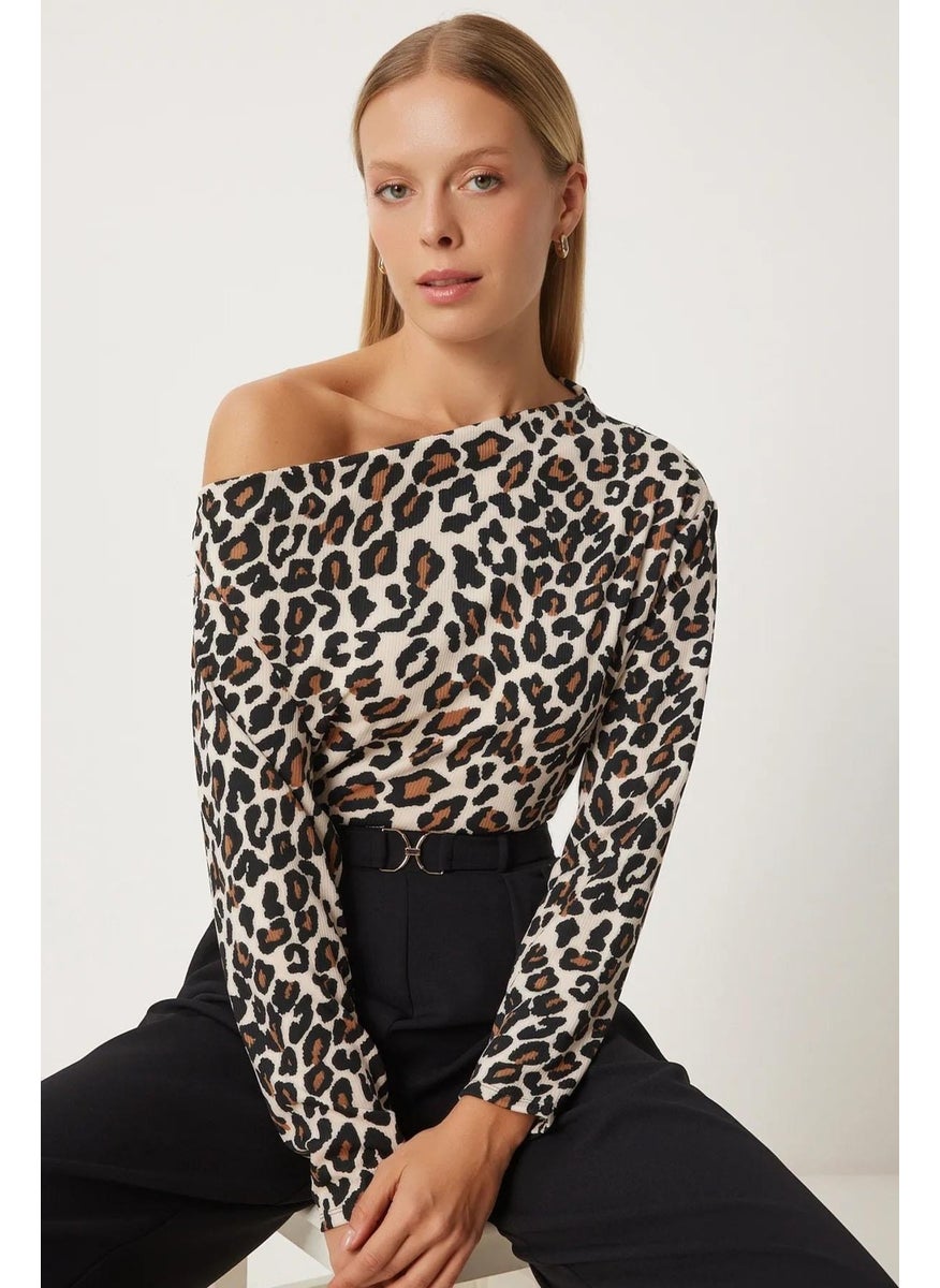 Women Leopard Boat Neck Leopard Blouse