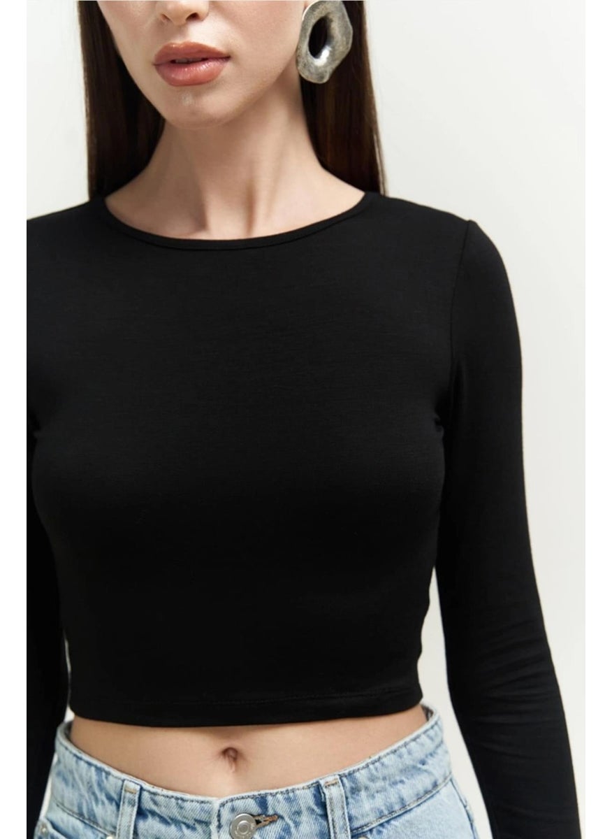 Women's Black Long Sleeve Crew Neck Crop Blouse