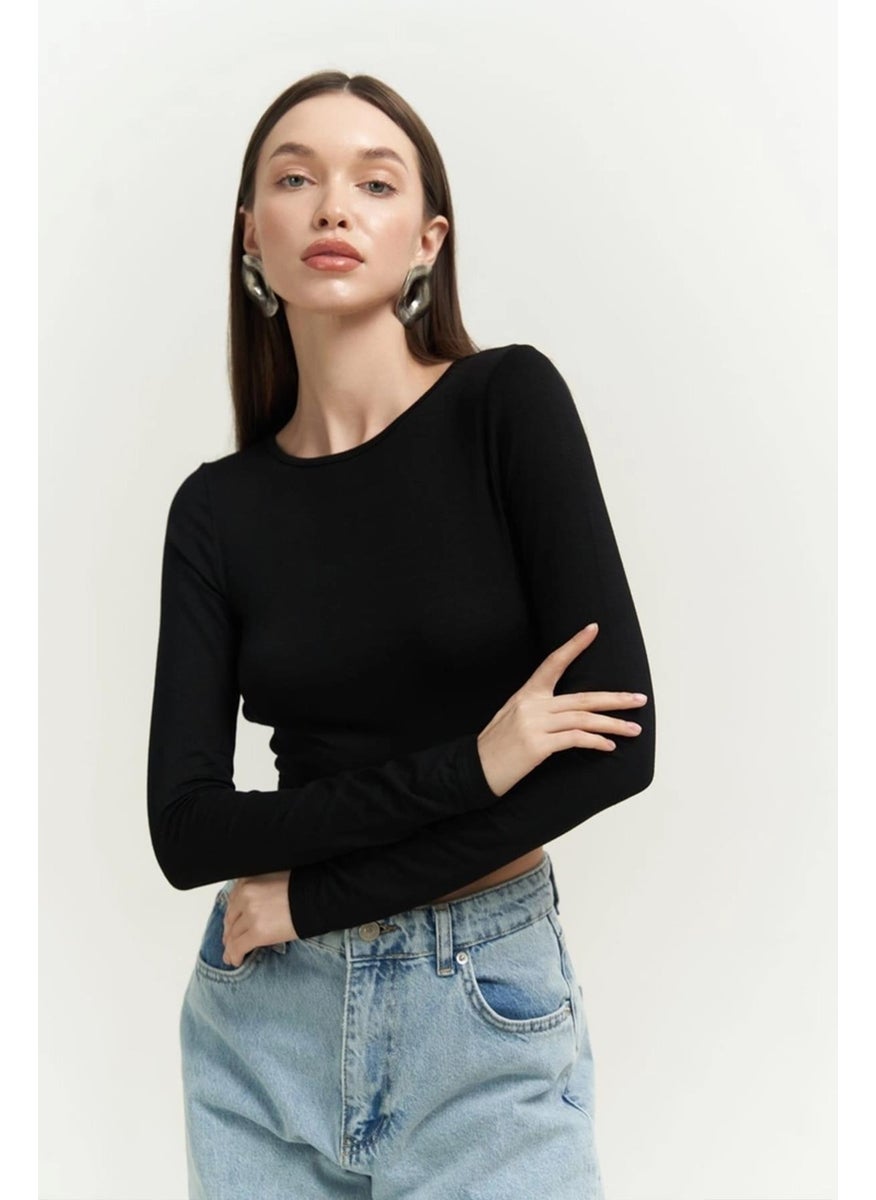Women's Black Long Sleeve Crew Neck Crop Blouse