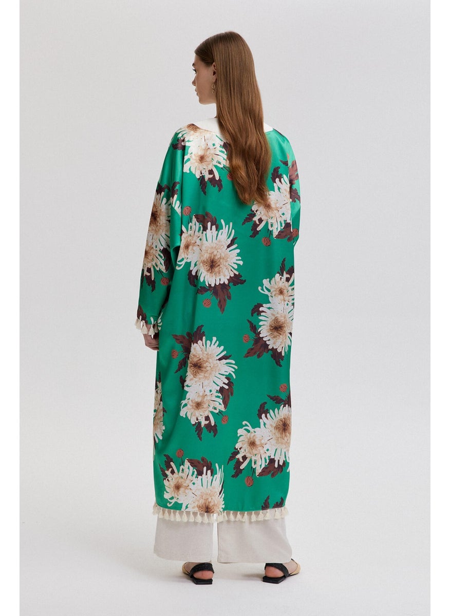 Floral Patterned Tassel Detailed Kimono
