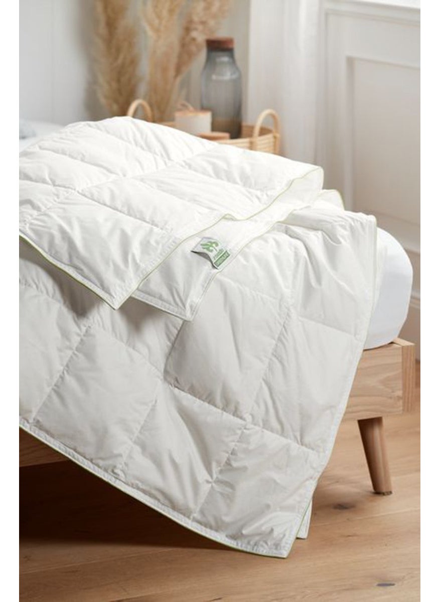 Single Down Filled Duvet 135 x 200 cm, White