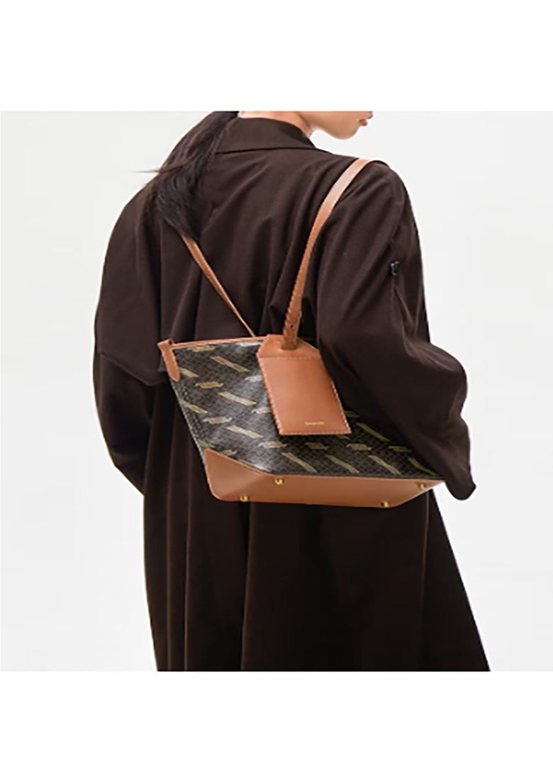 Medium - Sized Tote Bag Inspired by Old - Flower Retro Aesthetic, Perfect for Commuters