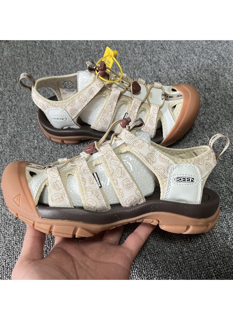 Fashion Baotou Sandals For Women Outdoor Hiking Shoes For Men Beach Sandals For Couples