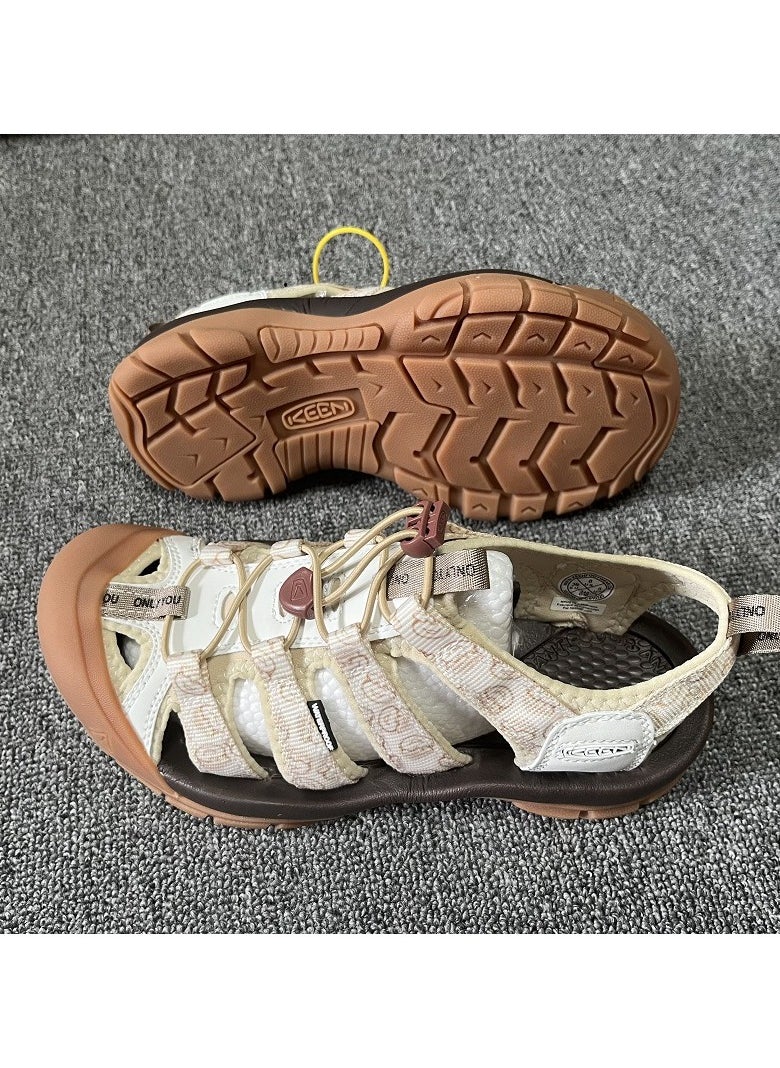Fashion Baotou Sandals For Women Outdoor Hiking Shoes For Men Beach Sandals For Couples