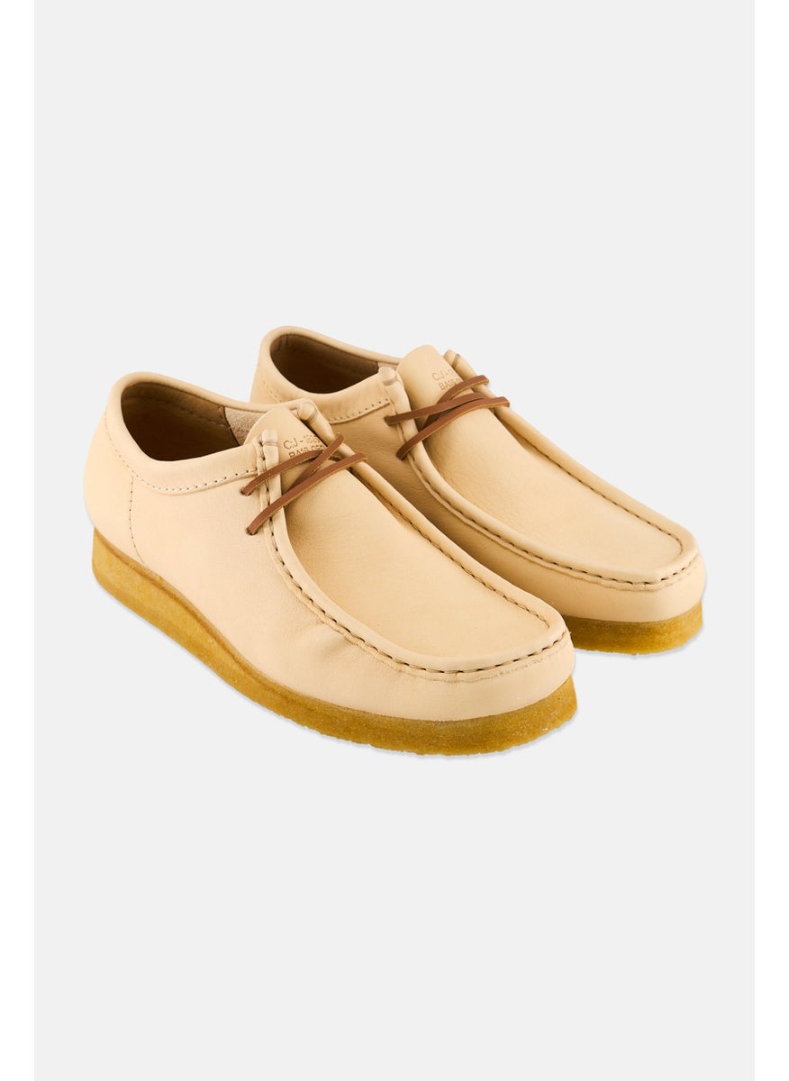 Men Wallabee Standard Fit Lace Up Casual Shoes, Cream