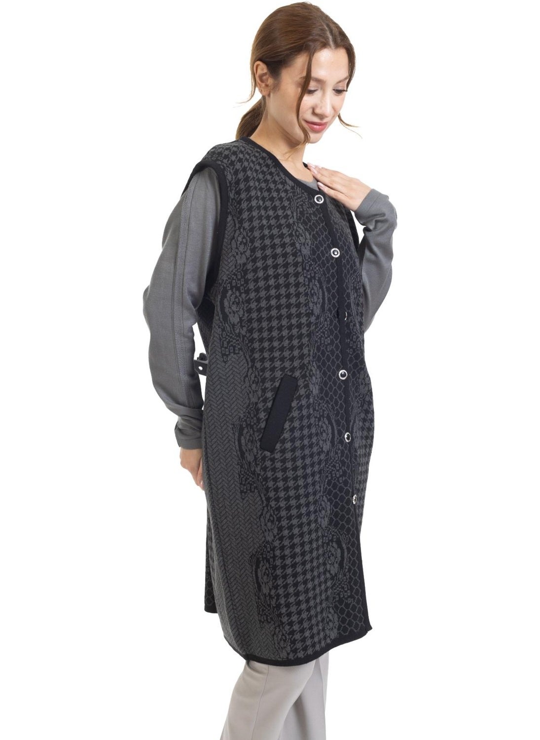 Women Middle Age and Above Knitwear Knit Buttoned Rose Patterned Mother Long Vest 364