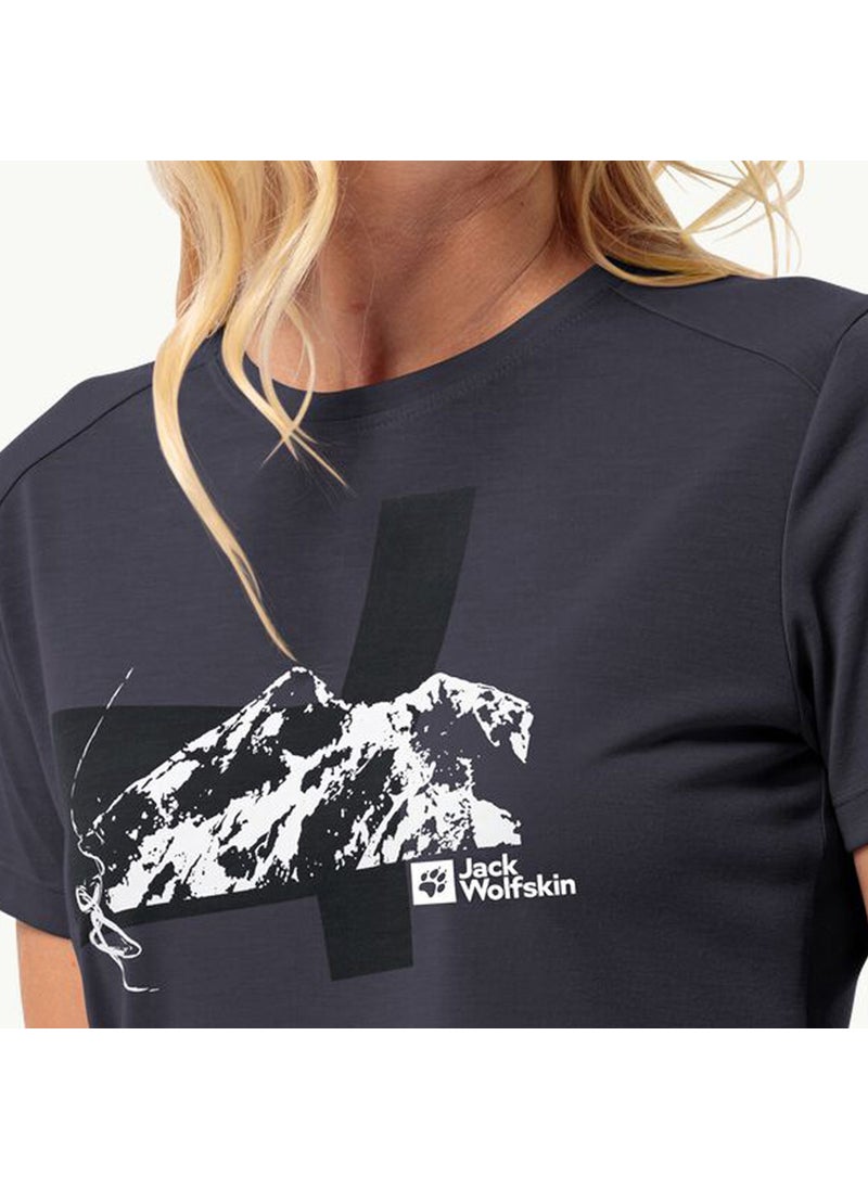Vonnan Graphic Women's T-Shirt