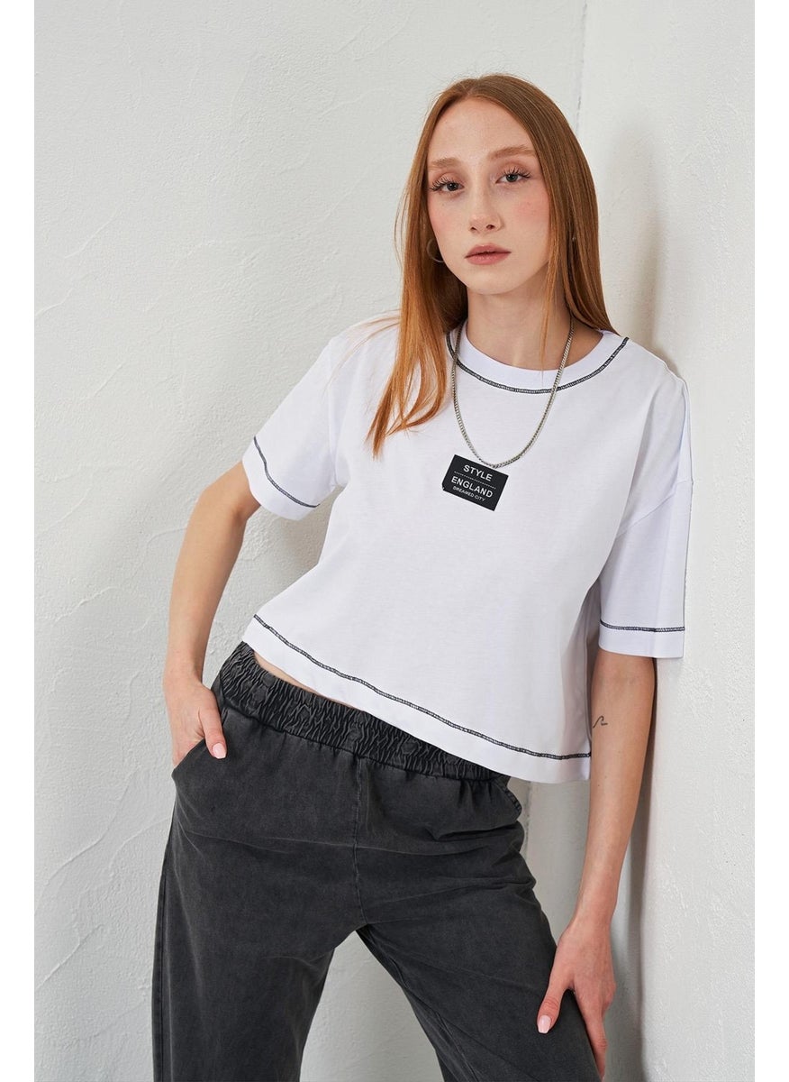 Women's White Crew Neck Basic Jersey Crop T-Shirt with Karioca Stitching