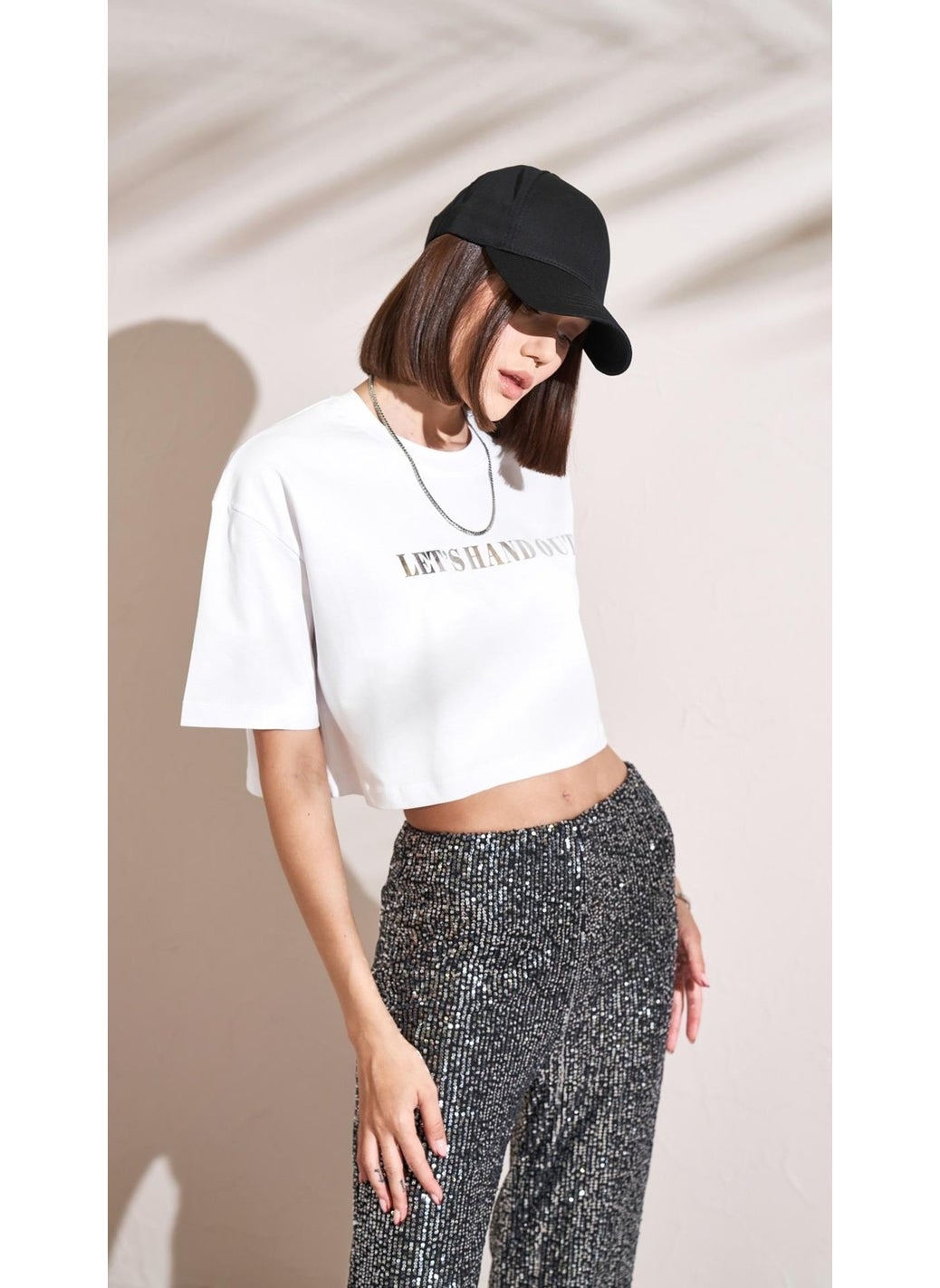 Women's White Crew Neck Oversize Jersey Leaf Printed Crop T-Shirt