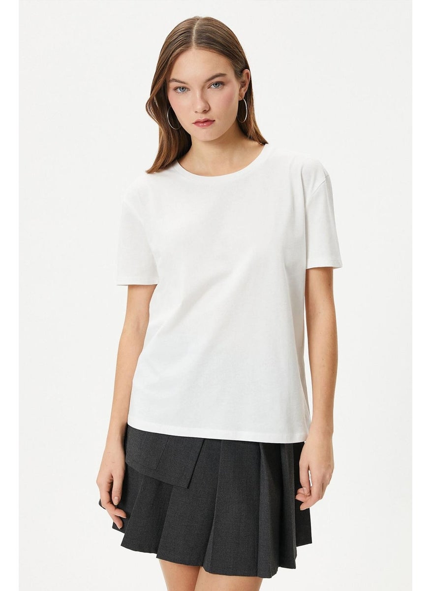 Women's White Crew Neck Long Back Basic Jersey T-Shirt