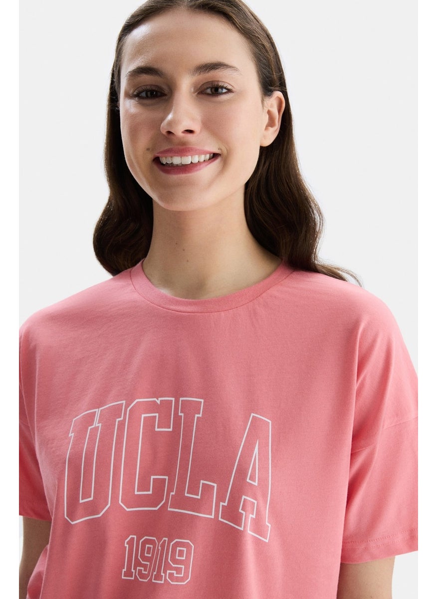 Sanchez Pink Crew Neck Printed Standard Fit Women's Tshirt