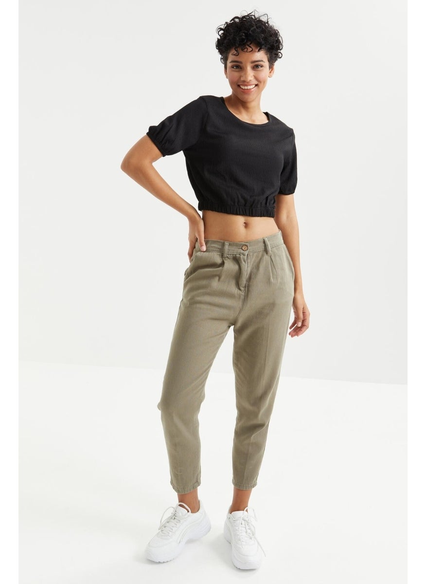 Black Balloon Sleeve O Neck Elastic Waist Crepe Fabric Women's Crop Top T-Shirt - 97221