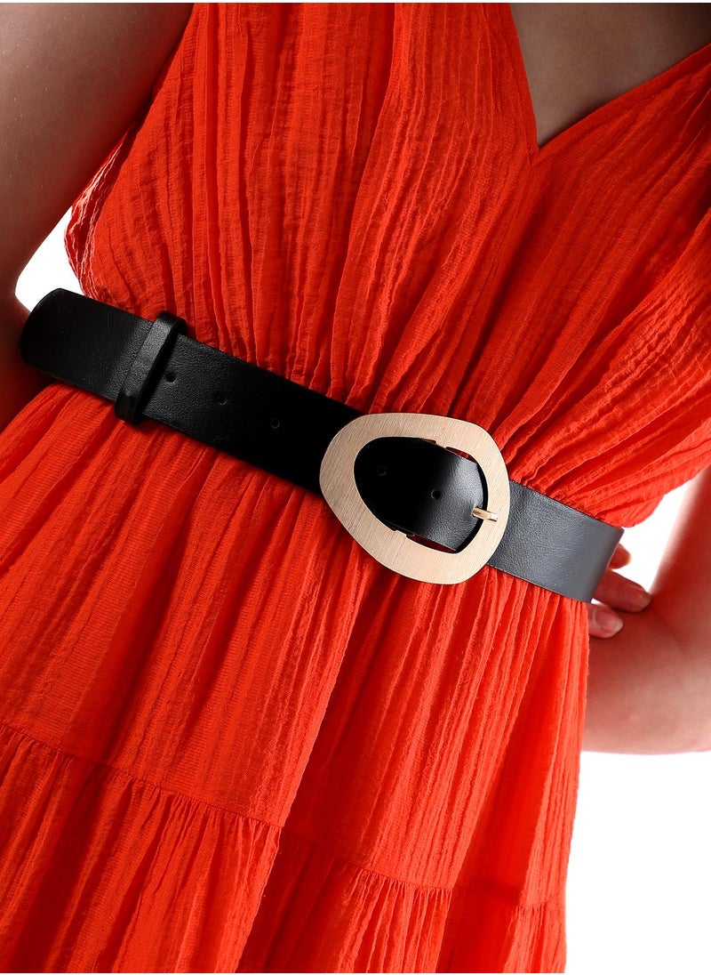 Casual Belt with Buckle Detail