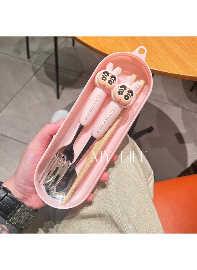 Genuine Crayon Small New High Color Value Children's Spoon Fork 304 Stainless Steel Convenient Tableware Watermelon Spoon Dessert Fork-Specifications:Crayon Shin-chan Pink Spoon + Fork + Wooden Chopsticks (pink Round Box)