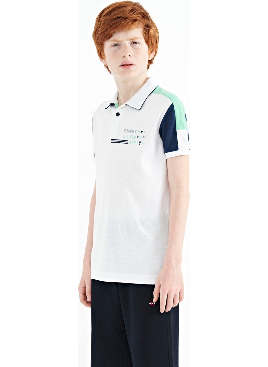 White Color Block Shoulder Garni Detailed Standard Pattern Boy T-Shirt - 11155