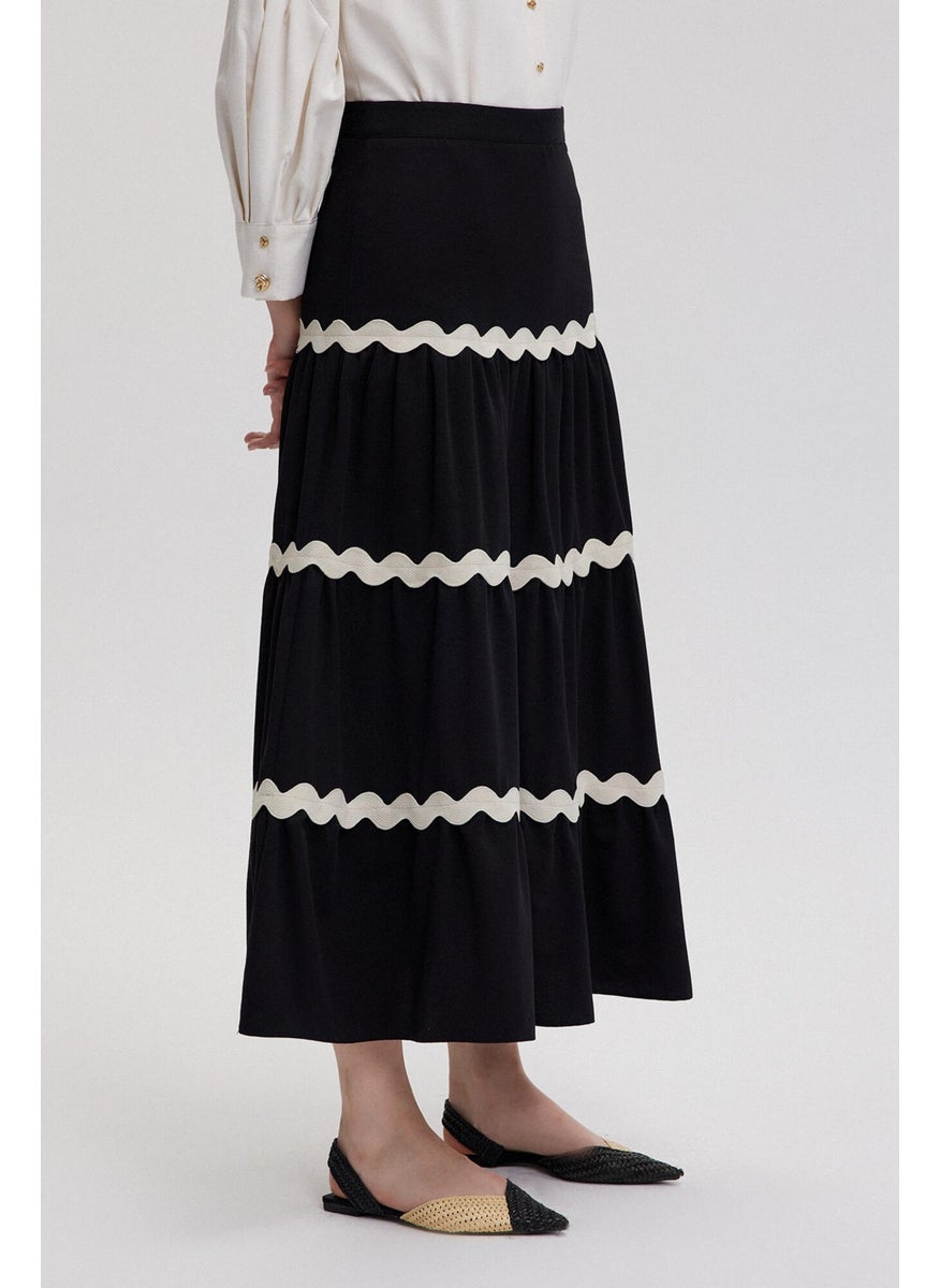 Stripe Detailed Flounce Skirt