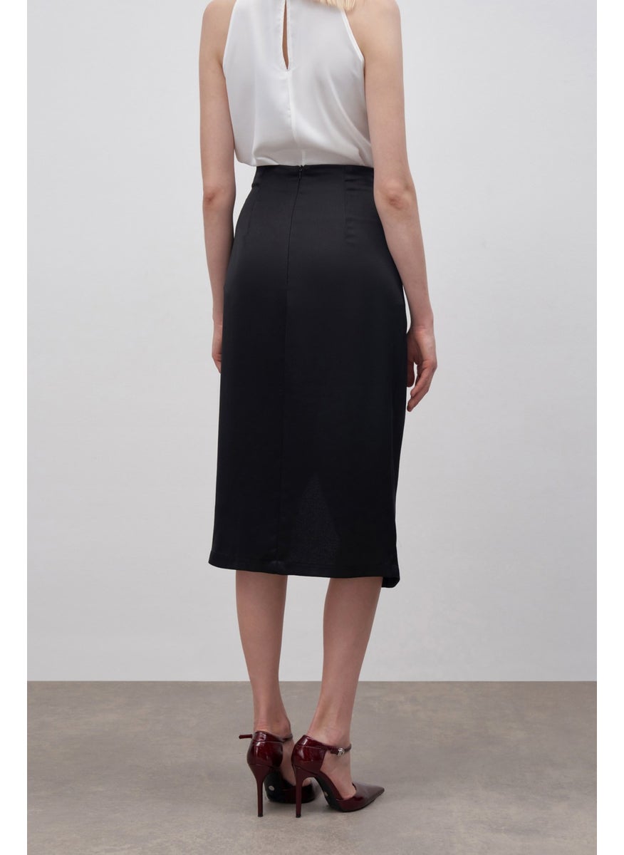 922-4015 Black Women's Satin Crepe Button Detail Skirt