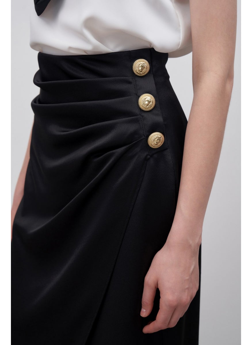 922-4015 Black Women's Satin Crepe Button Detail Skirt