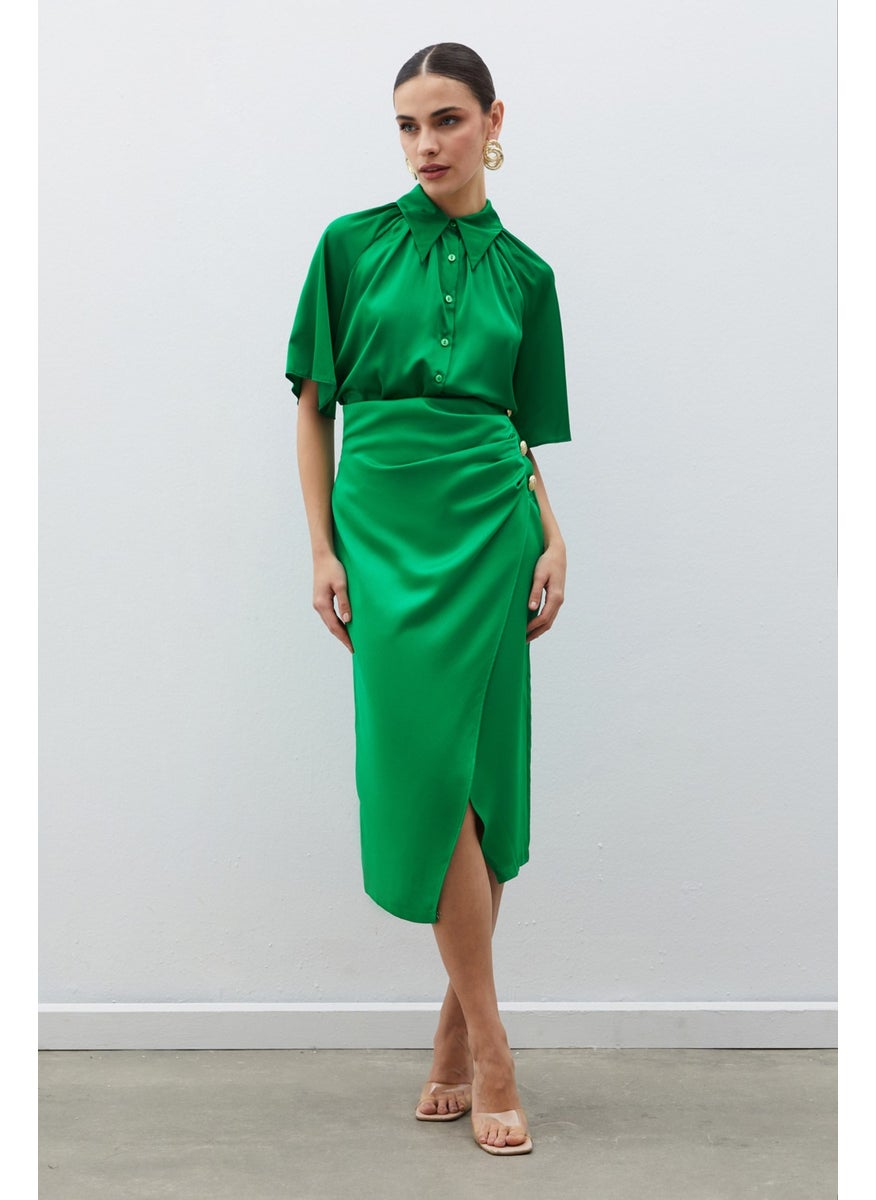 Satin Crepe Skirt with Button Accessory - Green