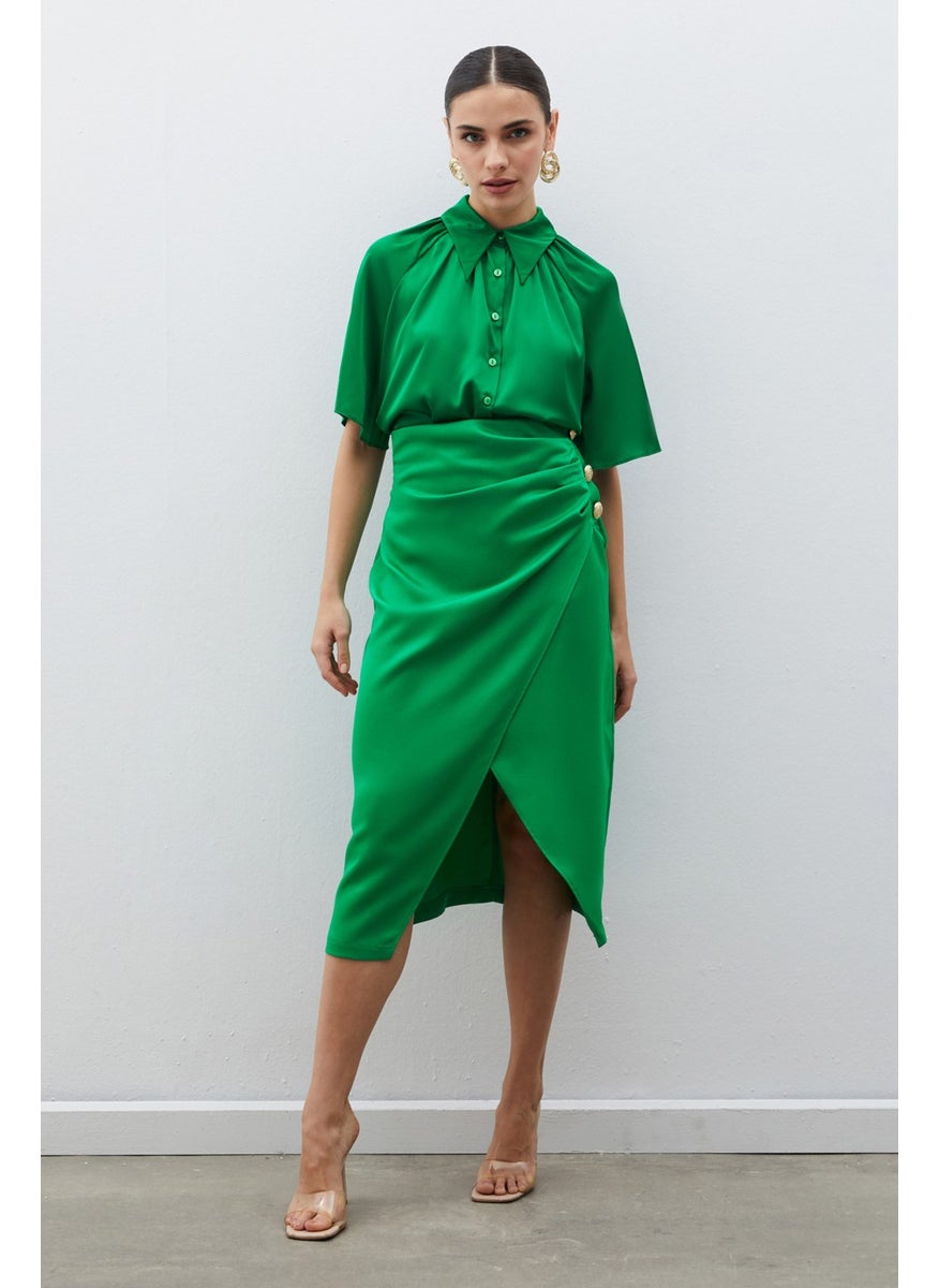 Satin Crepe Skirt with Button Accessory - Green