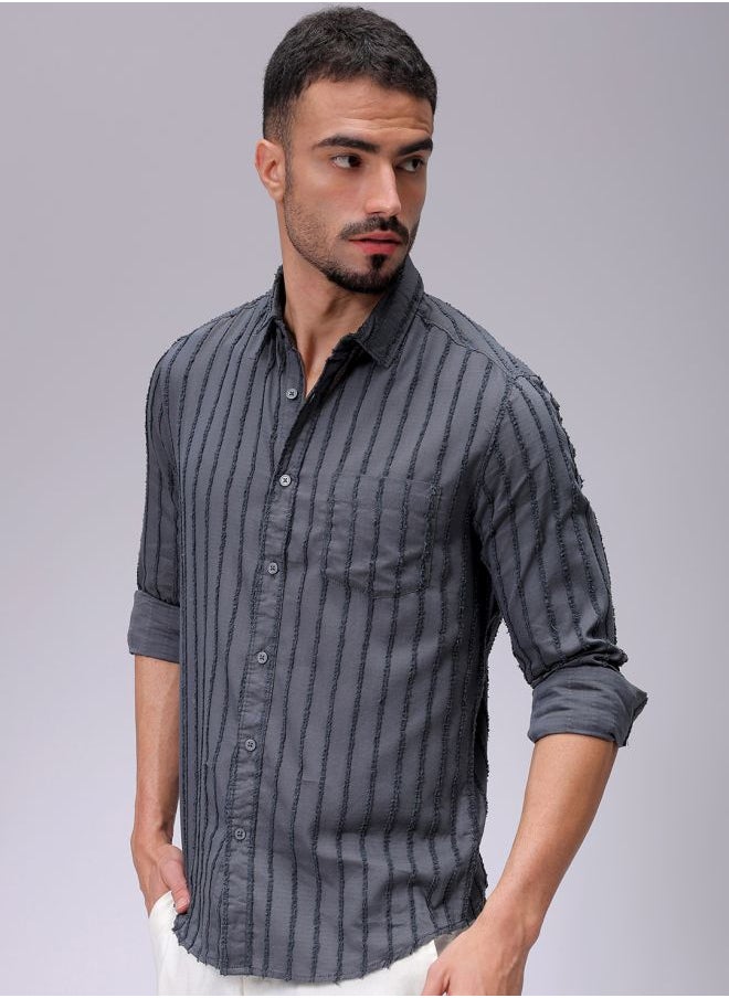 Men Slim Fit Textured Solid Full Sleeves Cutaway Collar Casual Shirt