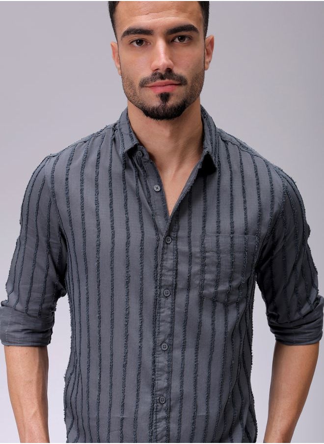 Men Slim Fit Textured Solid Full Sleeves Cutaway Collar Casual Shirt