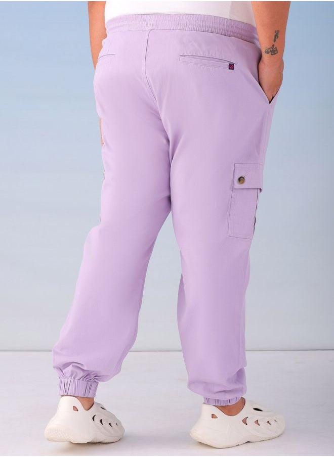 Men Plus Size Regular Fit Solid Mid-Rise Stretchable Cargo Joggers