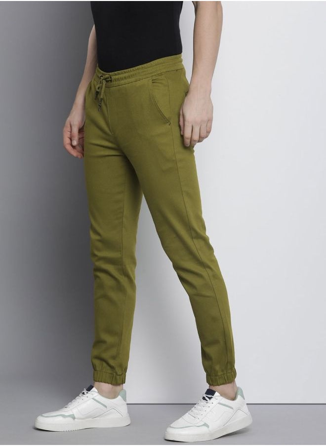 Men Slim Fit Solid Mid-Rise Stretchable Chino Joggers