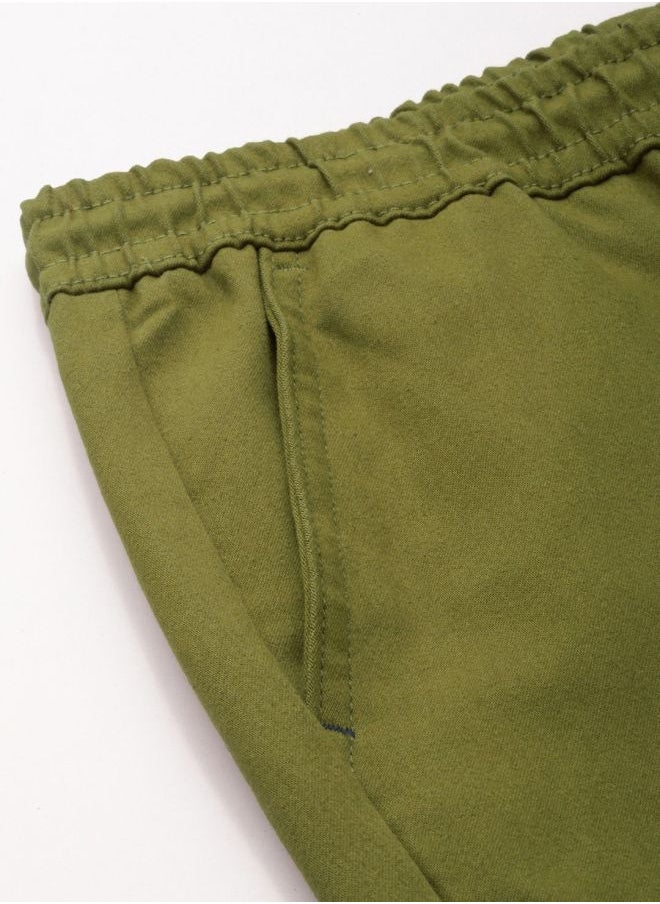 Men Slim Fit Solid Mid-Rise Stretchable Chino Joggers