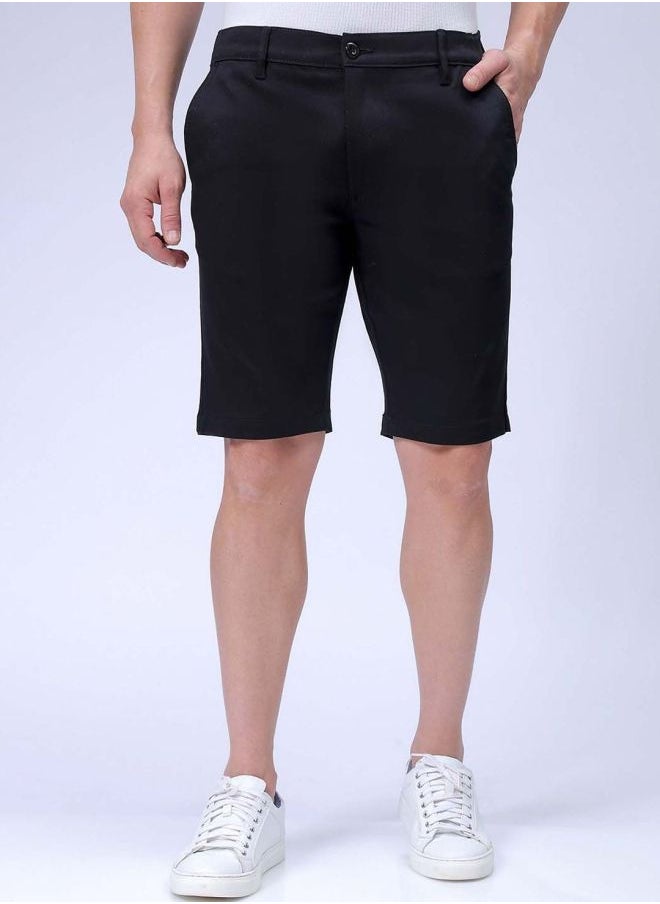 Men Regular Fit Solid Mid-Rise Chino Shorts