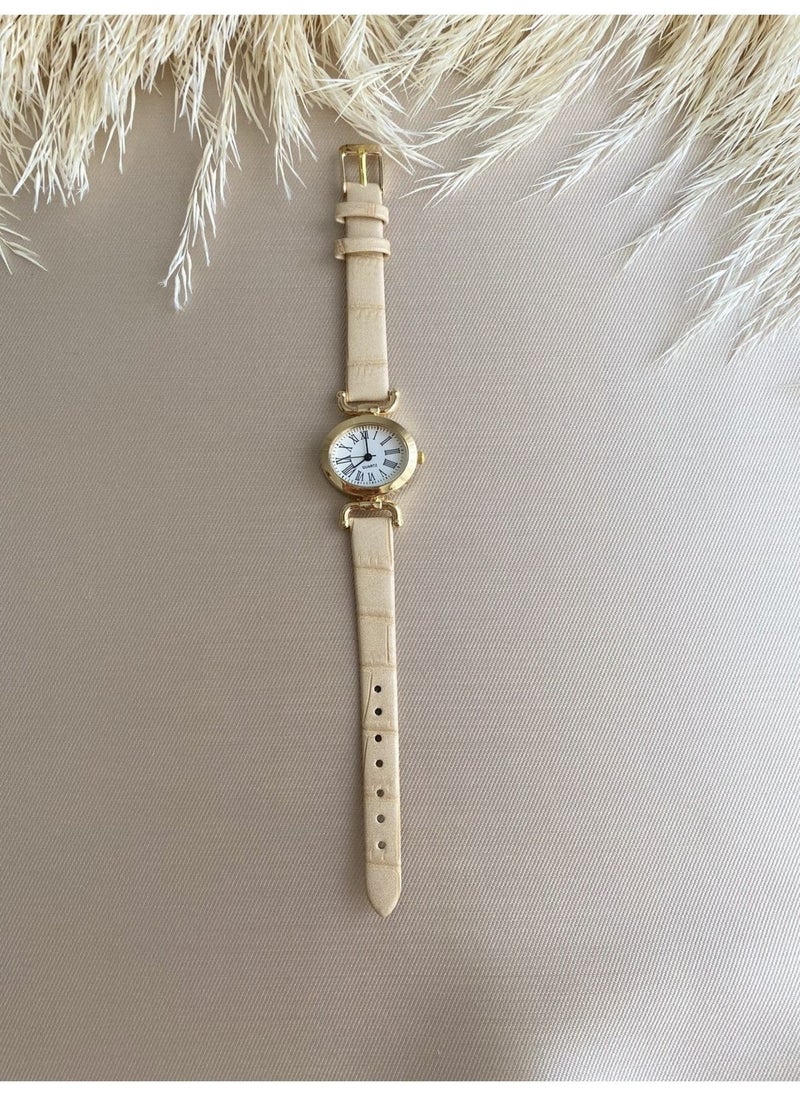 Retro Minimal Vintage Leather Band Women's Wristwatch Butterfly Model