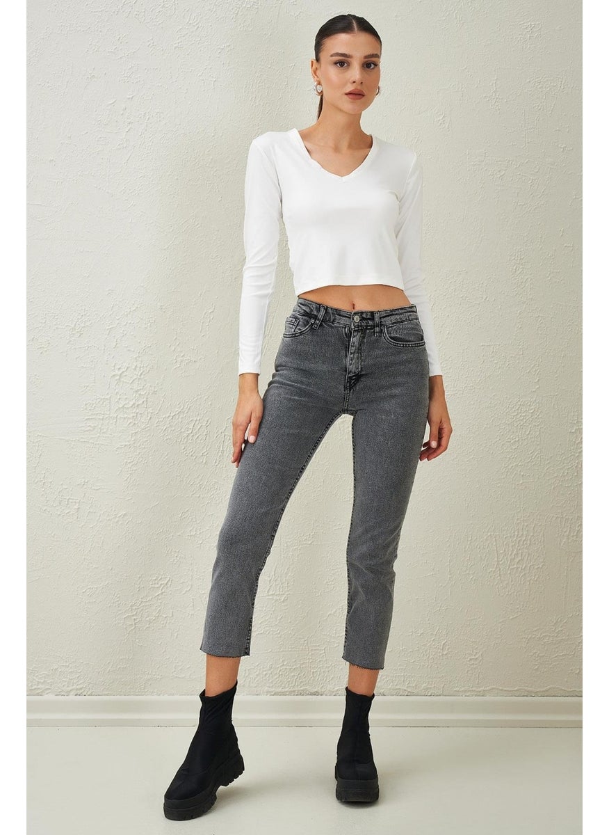 Women's Ecru V-Neck Scuba Fabric Crop Blouse