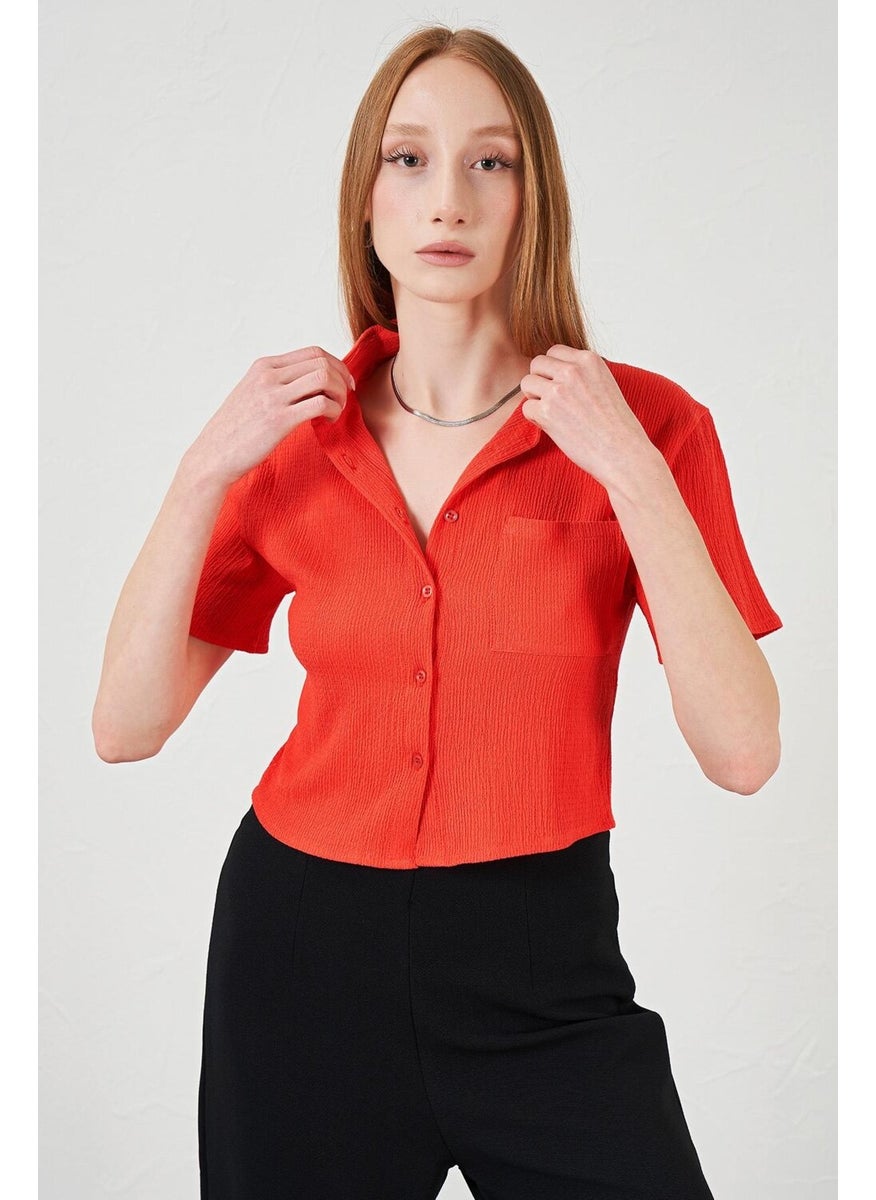 Women's Pomegranate Wrinkled Single Pocket Crop Shirt
