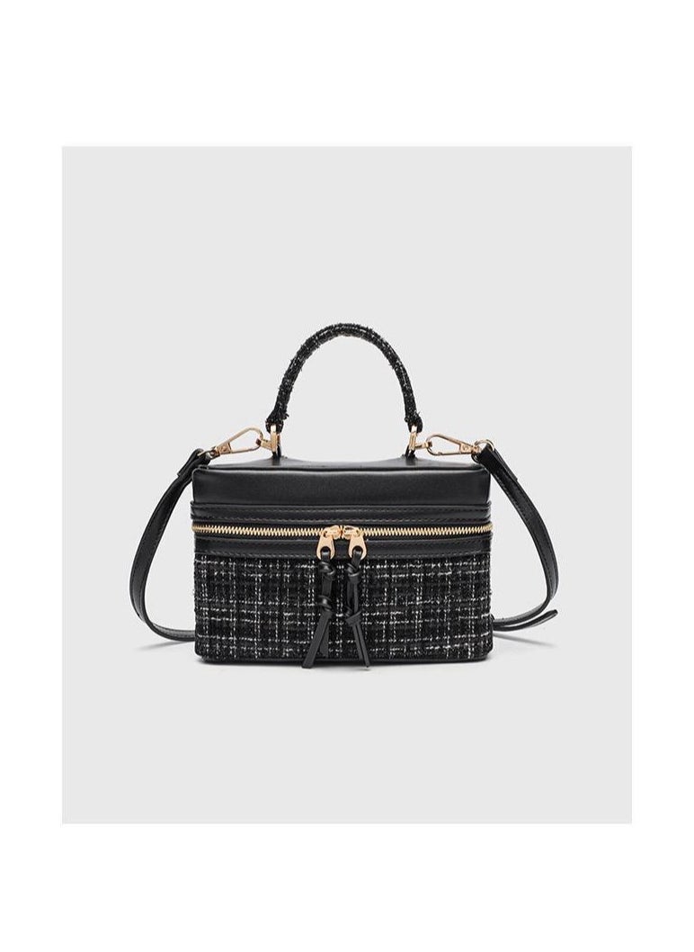 Structured Tweed Chain Bag