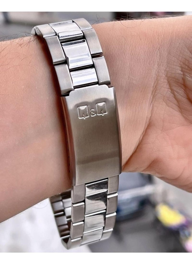 Men's Metal Band Wristwatch