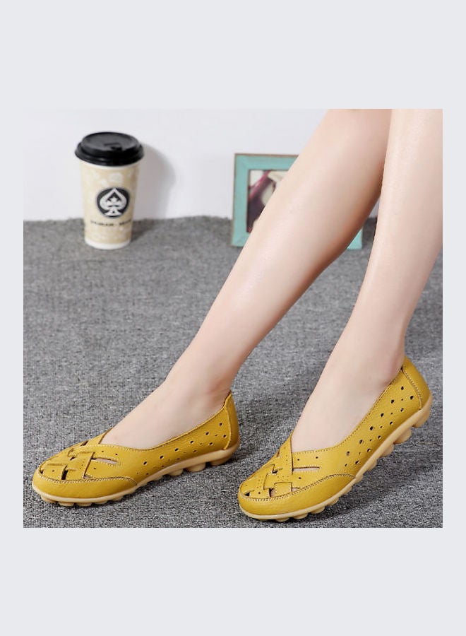 Round Toe Slip-On Comfort Shoes Yellow