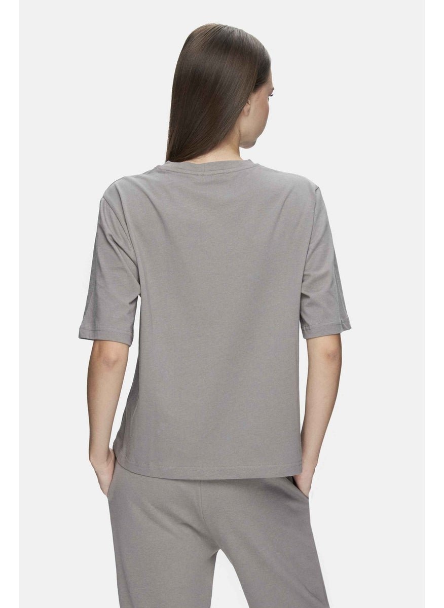 Manuela Gray Crew Neck T-shirt Embroidered Loose Fit Women's T-shirt
