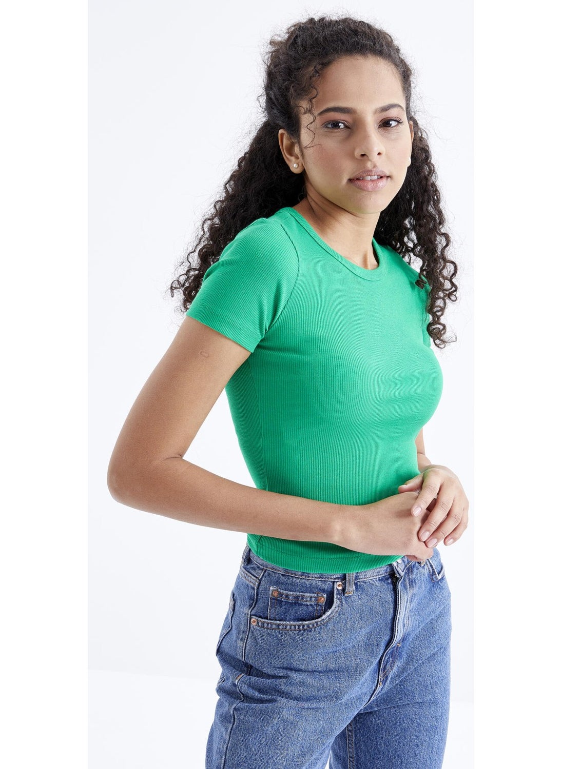 Green Basic Short Sleeve O Neck Women's Crop Top - 97202