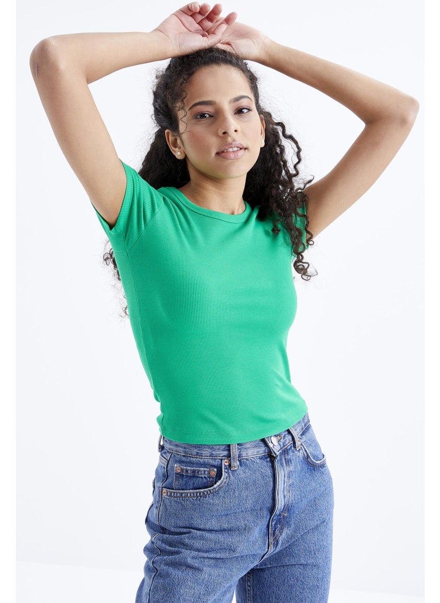 Green Basic Short Sleeve O Neck Women's Crop Top - 97202