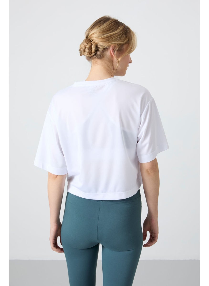 White Polyester Breathable Textured Thin Flexible Oversize Fit Performance Women's T-Shirt - 97284