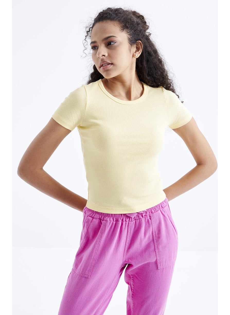 Yellow Basic Short Sleeve O Neck Women's Crop Top - 97202