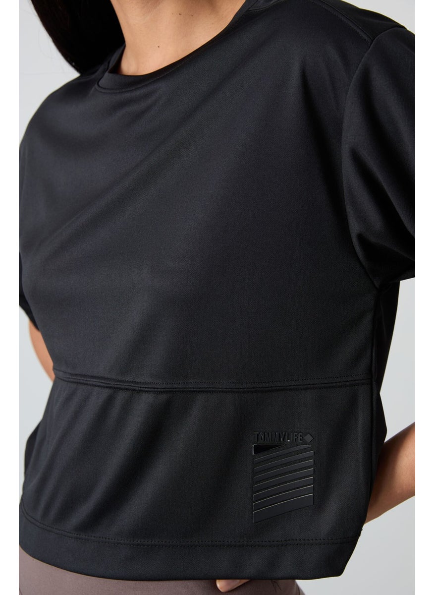 Black Polyester Breathable Textured Thin Flexible Oversize Fit Performance Women's T-Shirt - 97284