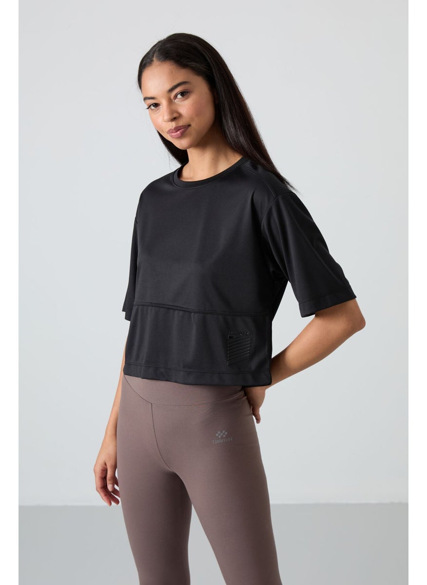 Black Polyester Breathable Textured Thin Flexible Oversize Fit Performance Women's T-Shirt - 97284